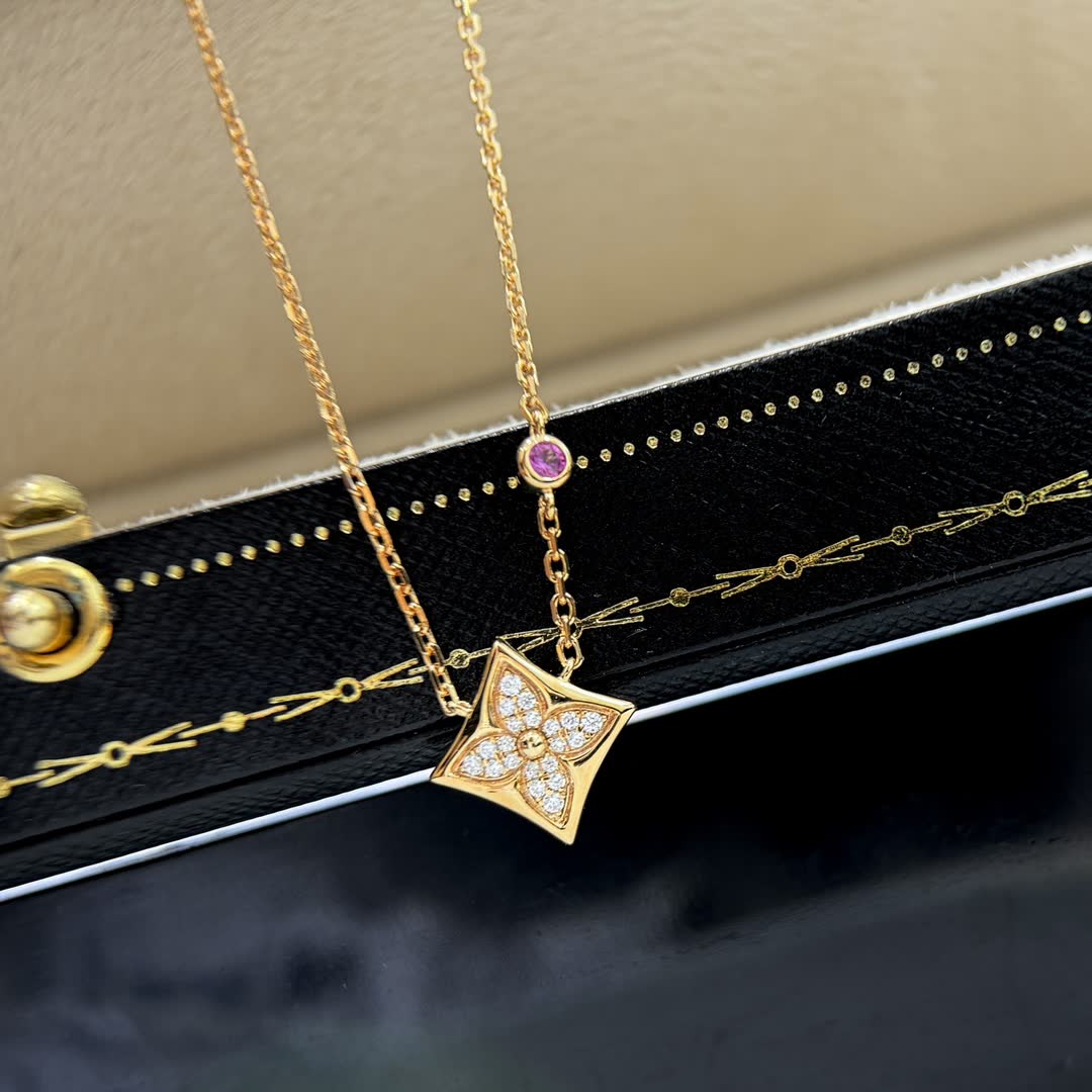 Van Cleef & Arpels Alhambra Diamond and Pink Sapphire Necklace
